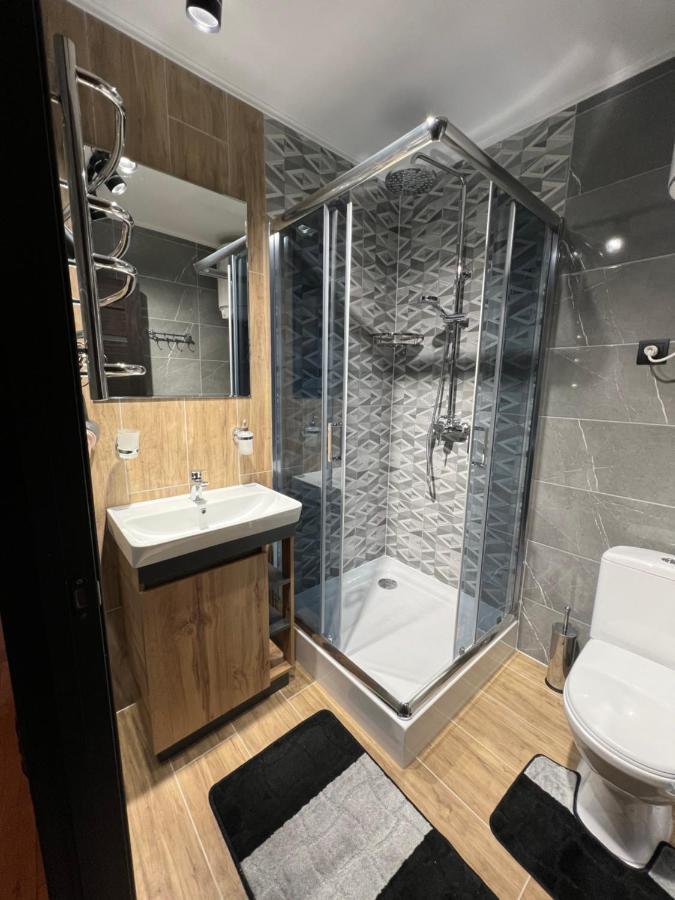Апартаменти В Самому Центрі Львова В Проїзді Крива Липа Extérieur photo